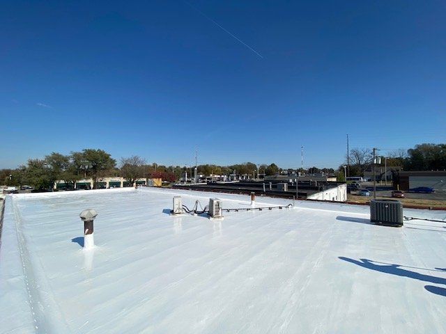 Branson commercial roof restoration 1