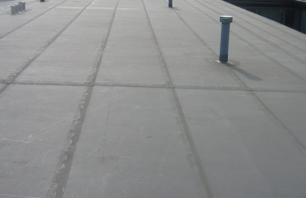 Flat roof installation in new market, ia (8267)