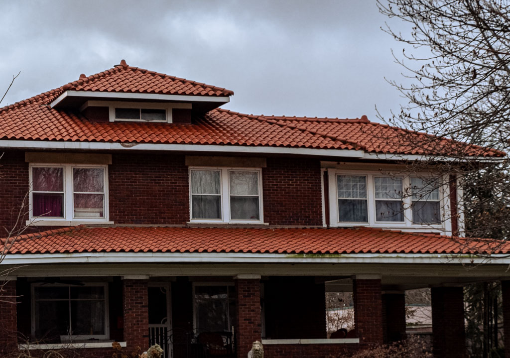 Tile roof repair in springfield, mo (7524)