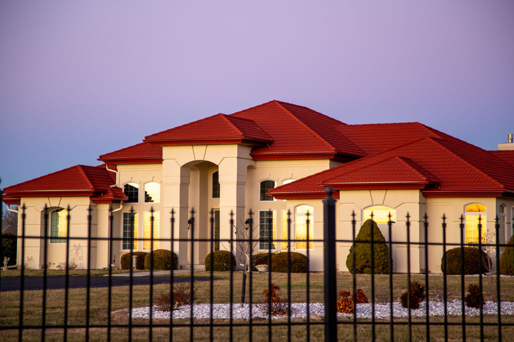 Residential roofing in new franklin, mo (696)