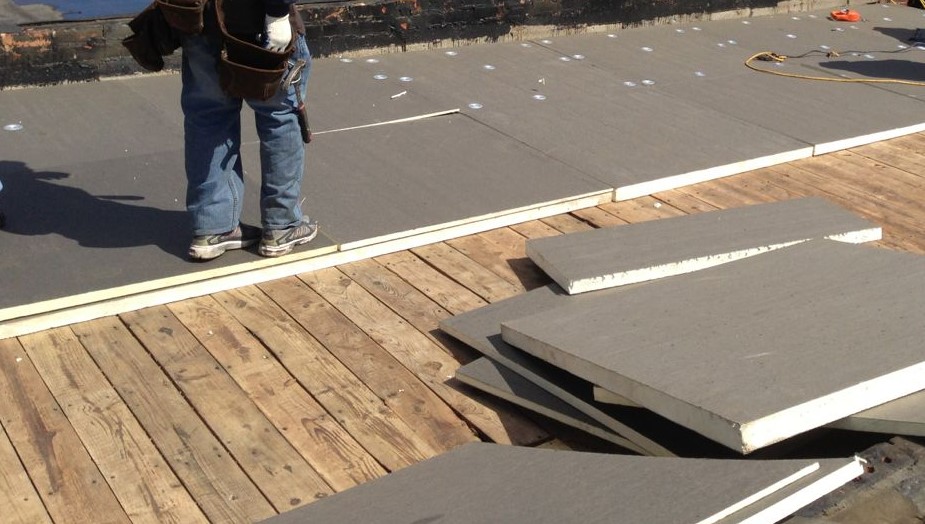 Rubber roof in henrietta, mo (3301)